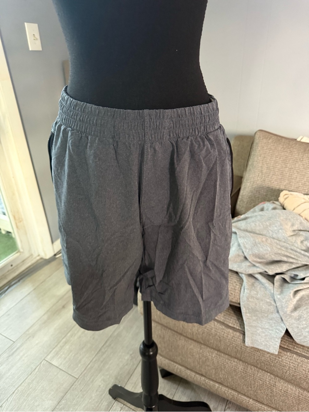 Abercrombie & Fitch Men’s Athletic Elastic Waist Shorts - Charcoal